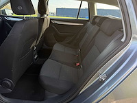 Skoda octavia combi 1.6 tdi greentech elegance; rj-188-n - afbeelding 16 van  17