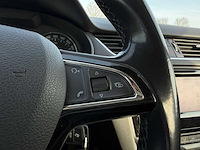 Skoda octavia combi 1.6 tdi greentech elegance; rj-188-n - afbeelding 7 van  28