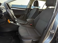 Skoda octavia combi 1.6 tdi greentech elegance; rj-188-n - afbeelding 5 van  28