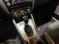 Skoda octavia combi 1.6 tdi greentech joy business 110pk 2016 (automaat), jx-809-g - afbeelding 18 van  39