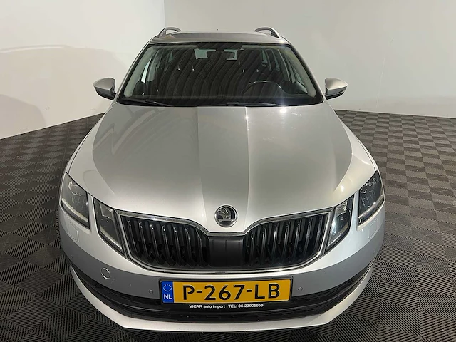 Skoda octavia combi 1.6 tdi grt sty. bns clever, p-267-lb - afbeelding 9 van  17