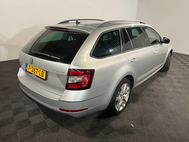 Skoda octavia combi 1.6 tdi grt sty. bns clever, p-267-lb - afbeelding 15 van  17
