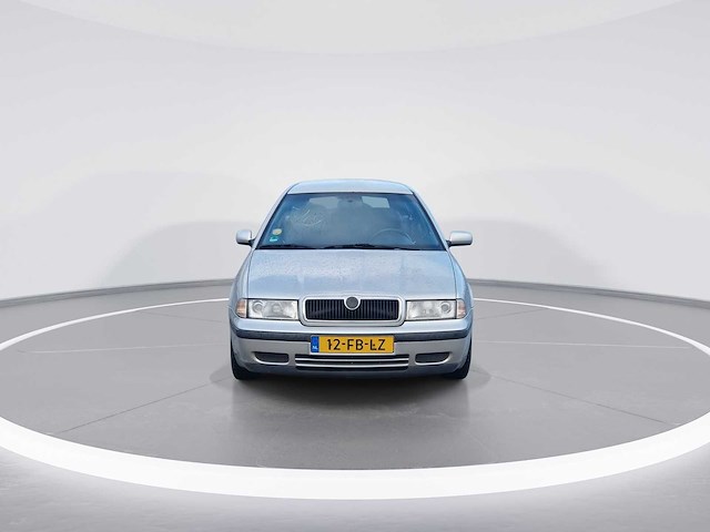 Skoda octavia combi 2.0 slx 2000 | 12-fb-lz - afbeelding 2 van  28