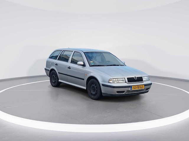 Skoda octavia combi 2.0 slx 2000 | 12-fb-lz - afbeelding 25 van  28