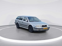 Skoda octavia combi 2.0 slx 2000 | 12-fb-lz - afbeelding 25 van  28