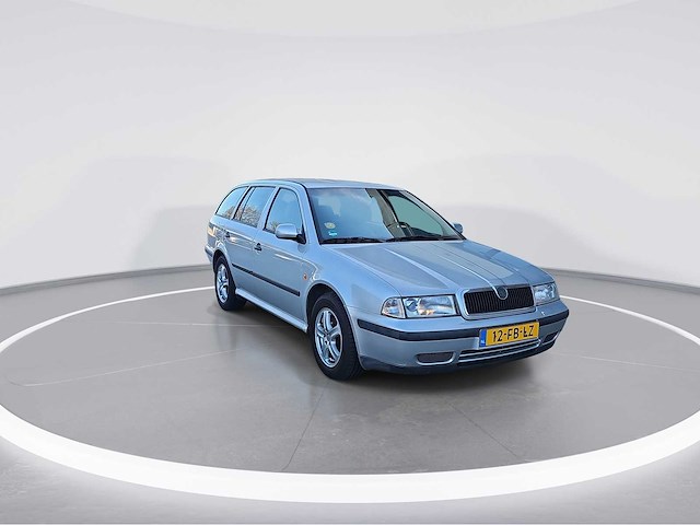 Skoda octavia combi 2.0 slx 2000 | 12-fb-lz - afbeelding 35 van  39