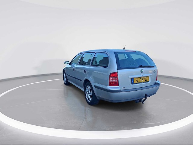 Skoda octavia combi 2.0 slx 2000 | 12-fb-lz - afbeelding 37 van  40