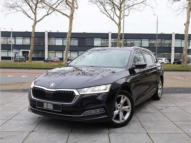 Skoda octavia combi iv 1.4 tsi phev 204pk automaat 2022 - afbeelding 1 van  38