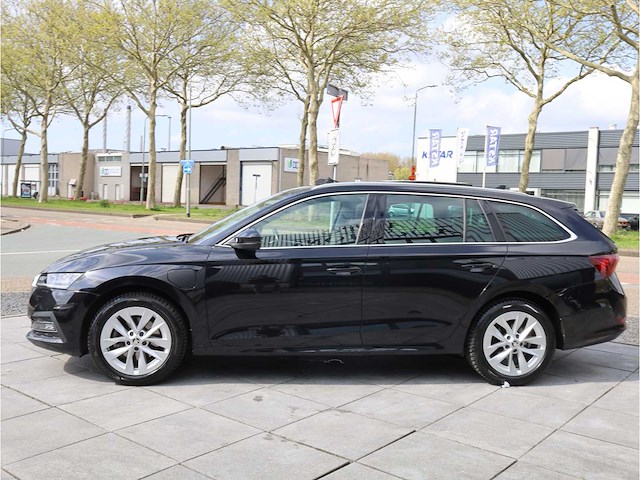 Skoda octavia estate iv 1.4 tsi phev 204pk automaat 2023 - afbeelding 8 van  30