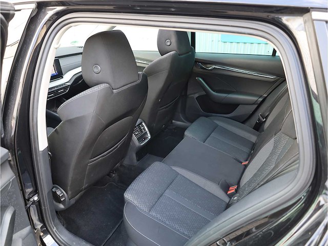 Skoda octavia estate iv 1.4 tsi phev 204pk automaat 2023 - afbeelding 16 van  30