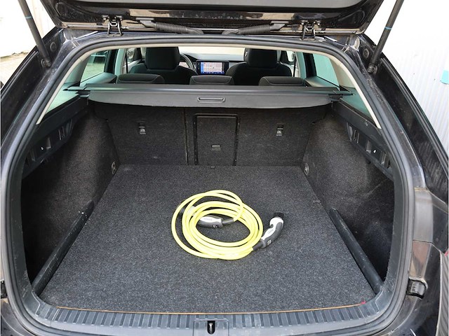 Skoda octavia estate iv 1.4 tsi phev 204pk automaat 2023 - afbeelding 19 van  30