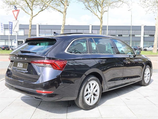 Skoda octavia estate iv 1.4 tsi phev 204pk automaat 2023 - afbeelding 27 van  30