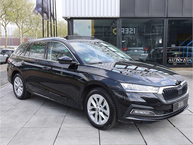 Skoda octavia estate iv 1.4 tsi phev 204pk automaat 2023 - afbeelding 29 van  30