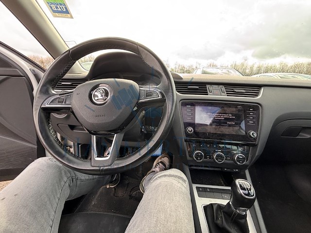 Skoda octavia sw 1 6 cr tdi ambition, 2017 - afbeelding 7 van  34