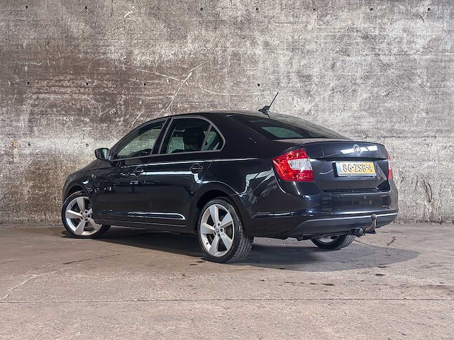 Skoda rapid 1.2 tsi greentech elegance businessline 105pk 2013 (origineel-nl + 1e eigenaar), 86-zsb-4 - afbeelding 2 van  11