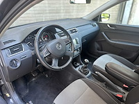Skoda rapid 1.2 tsi greentech elegance businessline 105pk 2013 (origineel-nl + 1e eigenaar), 86-zsb-4 - afbeelding 9 van  40