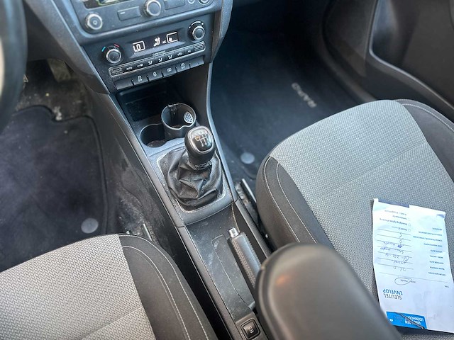 Skoda rapid 1.2 tsi greentech elegance businessline 105pk 2013 (origineel-nl + 1e eigenaar), 86-zsb-4 - afbeelding 18 van  40