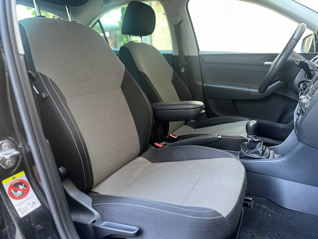 Skoda rapid 1.2 tsi greentech elegance businessline 105pk 2013 (origineel-nl + 1e eigenaar), 86-zsb-4 - afbeelding 30 van  40