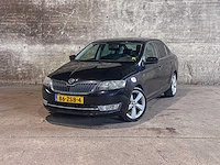 Skoda rapid 1.2 tsi greentech elegance businessline 105pk 2013 (origineel-nl + 1e eigenaar), 86-zsb-4 - afbeelding 34 van  41