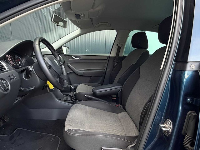 Skoda rapid 1.2 tsi grt elegance 2013 | 7-kdd-07 iaw - afbeelding 5 van  22
