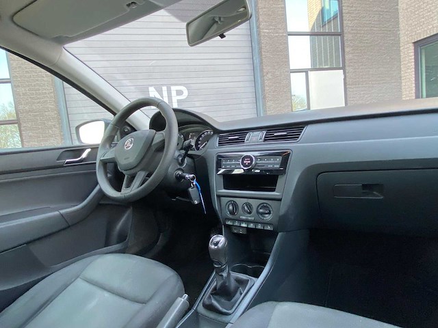 Skoda rapid spaceback 1.2 tsi grt drive, xv-231-b - afbeelding 5 van  8