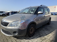 Skoda roomster 1.6 cr tdi ambition dpf, 2014 - afbeelding 1 van  34