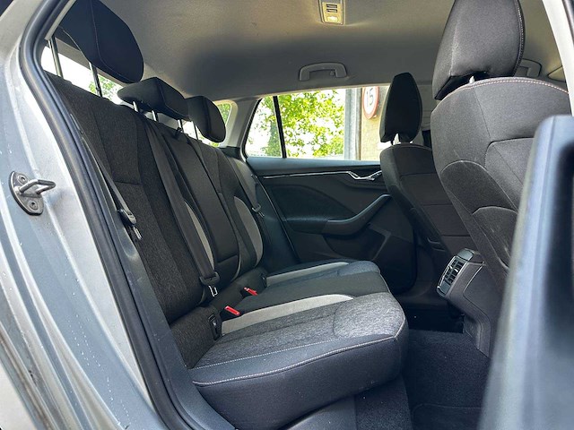 Skoda scala 1.5 tsi business edtion. 150pk 2019 (origineel-nl), g-316-nz - afbeelding 33 van  38