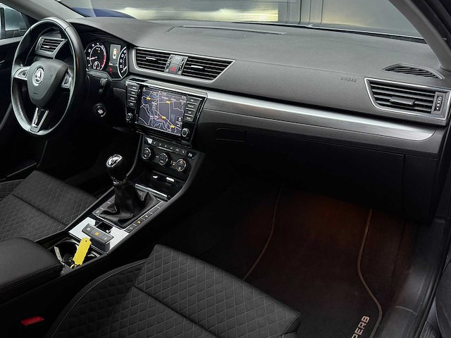 Skoda superb 1.4 tsi act styl bns 2016 | kf-387-r iaw - afbeelding 12 van  34