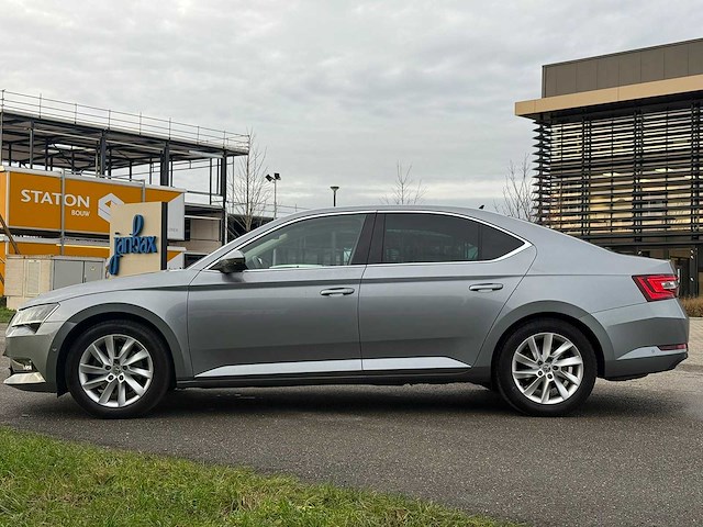 Skoda superb 1.4 tsi act styl bns 2016 | kf-387-r iaw - afbeelding 21 van  32