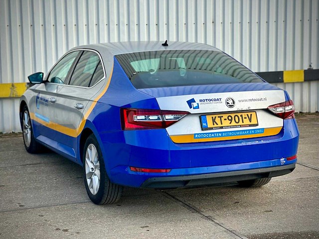 Skoda superb 1.6 tdi style business; kt-901-v - afbeelding 10 van  15