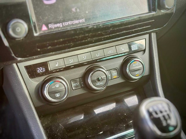 Skoda superb 1.6 tdi style business; kt-901-v - afbeelding 5 van  15