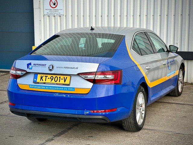 Skoda superb 1.6 tdi style business; kt-901-v - afbeelding 8 van  15