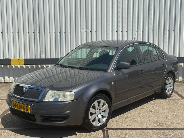 Skoda superb 1.8 t comfort 14-ln-gs - afbeelding 1 van  20
