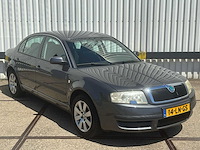 Skoda superb 1.8 t comfort 14-ln-gs - afbeelding 12 van  20