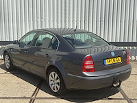 Skoda superb 1.8 t comfort 14-ln-gs - afbeelding 14 van  20
