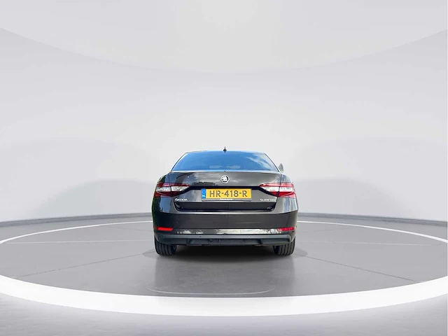 Škoda superb 2.0 tdi style business | hr-418-r - afbeelding 10 van  32