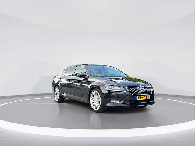 Škoda superb 2.0 tdi style business | hr-418-r - afbeelding 28 van  32