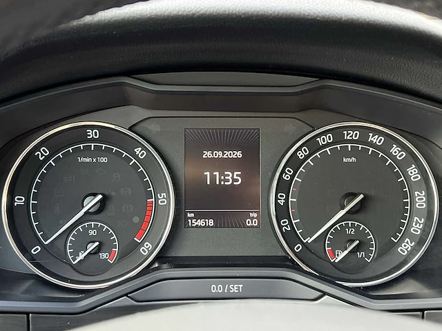 Škoda superb 2.0 tdi style business | hr-418-r - afbeelding 31 van  32
