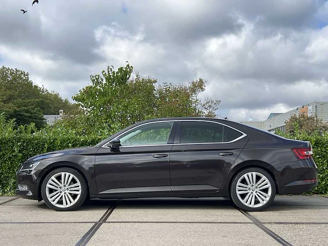 Škoda superb 2.0 tdi style business | hr-418-r - afbeelding 14 van  48