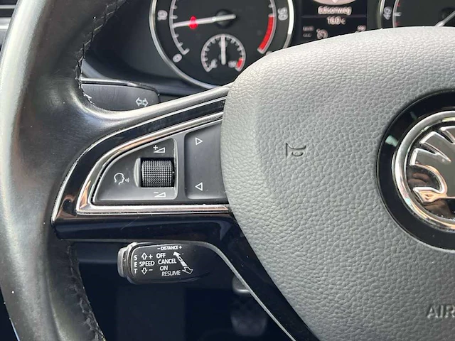 Škoda superb 2.0 tdi style business | hr-418-r - afbeelding 24 van  48