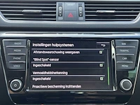 Škoda superb 2.0 tdi style business | hr-418-r - afbeelding 34 van  48