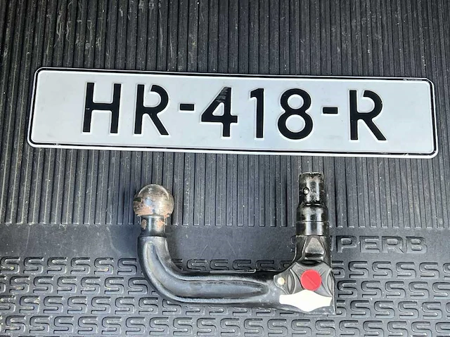 Škoda superb 2.0 tdi style business | hr-418-r - afbeelding 46 van  48