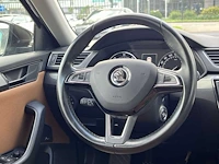Škoda superb 2.0 tdi style business | hr-418-r - afbeelding 42 van  48