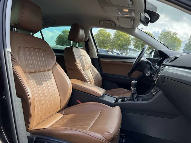 Škoda superb 2.0 tdi style business | hr-418-r - afbeelding 8 van  48