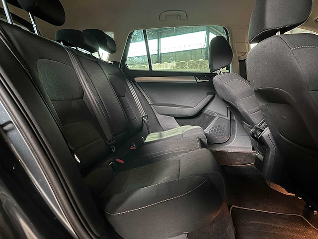 Skoda superb 3t accjsax01 180pk 2016 - afbeelding 30 van  40