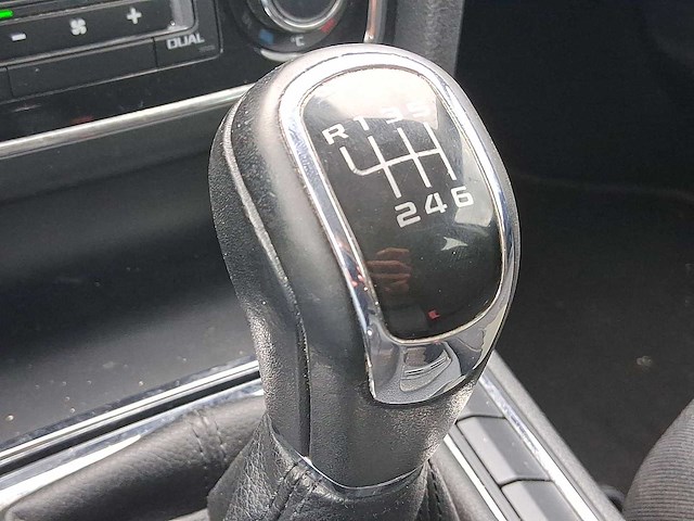 Skoda superb combi 1.4 tsi comfort business 2010 | 69-ljn-9 - afbeelding 19 van  46