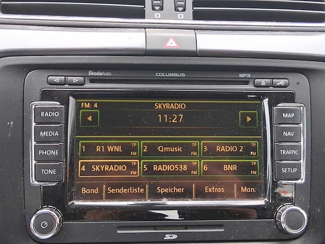 Skoda superb combi 1.4 tsi comfort business 2010 | 69-ljn-9 - afbeelding 14 van  46