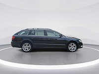 Skoda superb combi 1.4 tsi comfort business 2010 | 69-ljn-9 - afbeelding 46 van  46