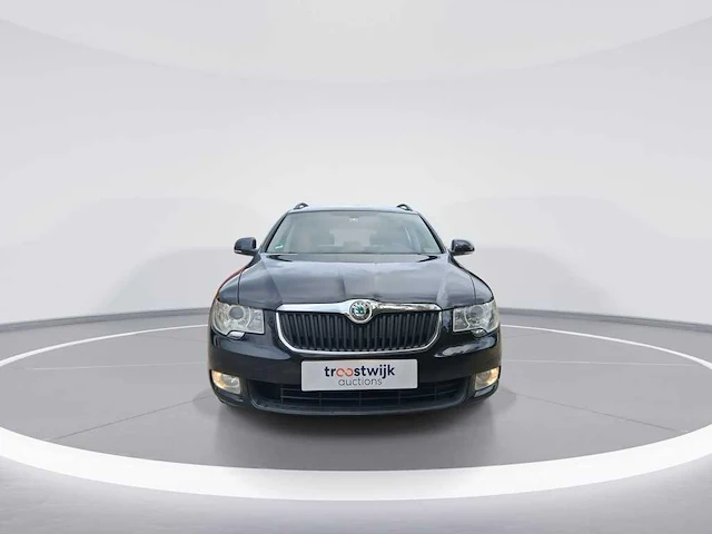 Škoda superb combi 1.4 tsi comfort business line | 69-ljn-9 - afbeelding 2 van  45