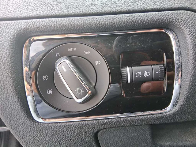 Škoda superb combi 1.4 tsi comfort business line | 69-ljn-9 - afbeelding 5 van  45